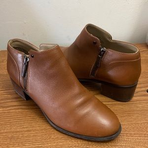 Karl Lagarfeld Natalie Ankle bootie